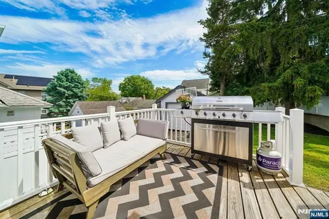 158 Maple Street West Orange NJ 07052