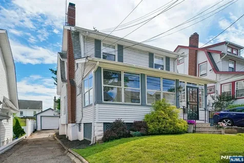 158 Maple Street West Orange NJ 07052