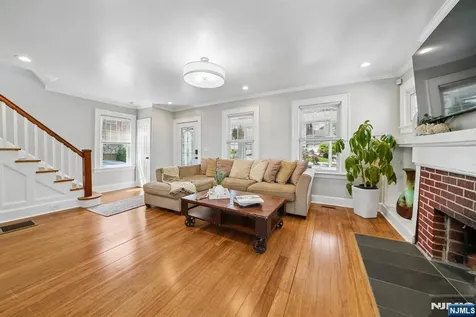 158 Maple Street West Orange NJ 07052