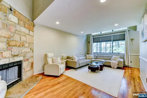 17 Independence Way Rockaway Township NJ 07866