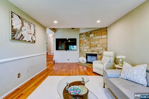 17 Independence Way Rockaway Township NJ 07866