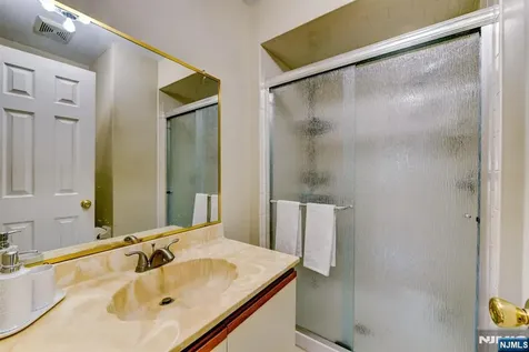 17 Independence Way Rockaway Township NJ 07866