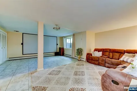 17 Independence Way Rockaway Township NJ 07866