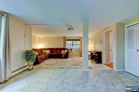 17 Independence Way Rockaway Township NJ 07866