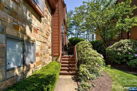 17 Independence Way Rockaway Township NJ 07866