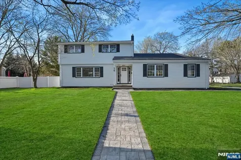 56 Manor Harrington Park NJ 07640