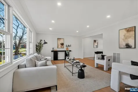 56 Manor Harrington Park NJ 07640