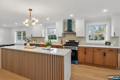 56 Manor Harrington Park NJ 07640