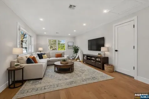 56 Manor Harrington Park NJ 07640