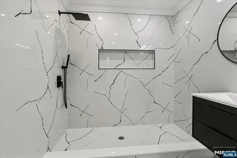 56 Manor Harrington Park NJ 07640