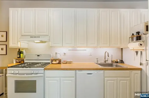 92 Midland Montclair NJ 07042