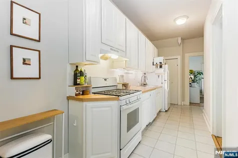 92 Midland Montclair NJ 07042