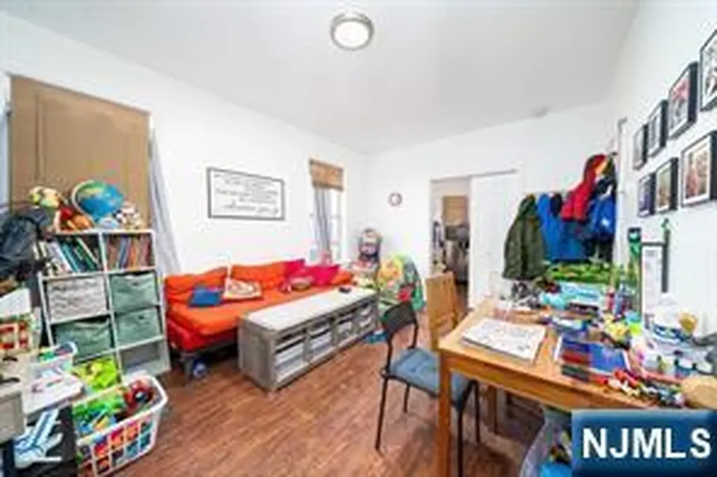 103-105 Devon Kearny NJ 07032