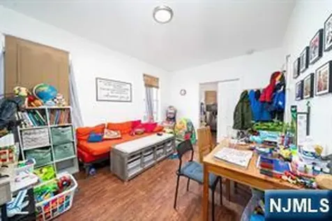 103-105 Devon Kearny NJ 07032