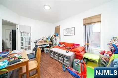 103-105 Devon Kearny NJ 07032