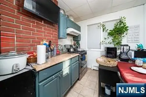 103-105 Devon Kearny NJ 07032