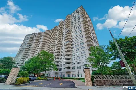 2000 Linwood Avenue Fort Lee NJ 07024