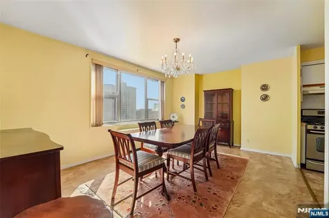 2000 Linwood Avenue Fort Lee NJ 07024