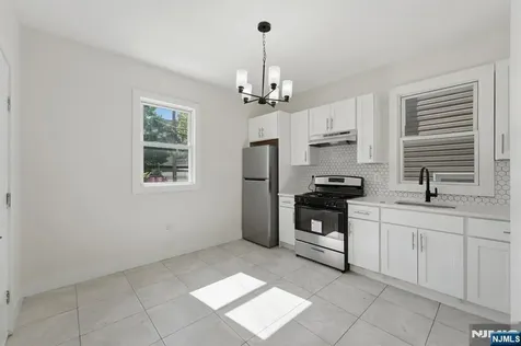 148 N 15th Street East Orange NJ 07017
