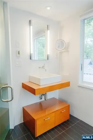 435 Meeker Street South Orange Village NJ 07079