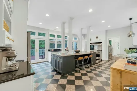 42 Llewellyn Road Montclair NJ 07042