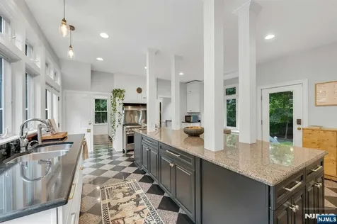 42 Llewellyn Road Montclair NJ 07042
