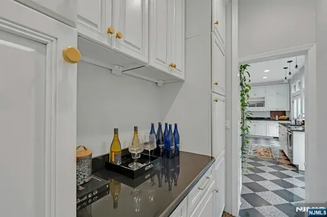 42 Llewellyn Road Montclair NJ 07042