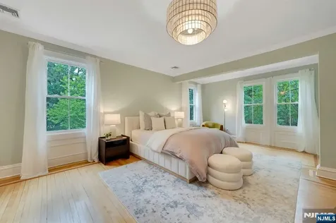 42 Llewellyn Road Montclair NJ 07042