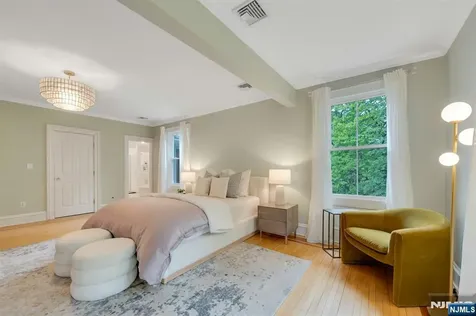 42 Llewellyn Road Montclair NJ 07042