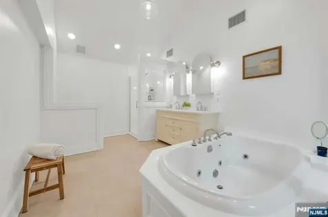 42 Llewellyn Road Montclair NJ 07042