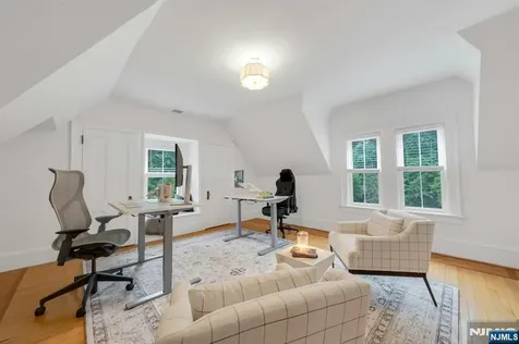 42 Llewellyn Road Montclair NJ 07042