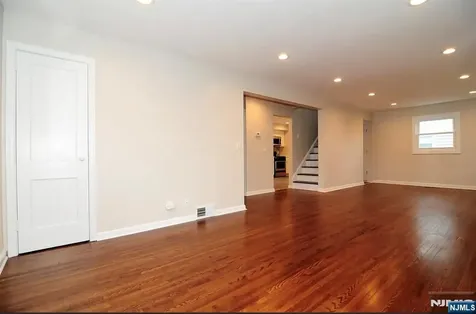 275 Concord Street Cresskill NJ 07626