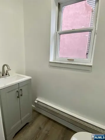126 Union Street Lodi NJ 07644
