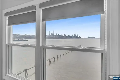 314 The Promenade Edgewater NJ 07020