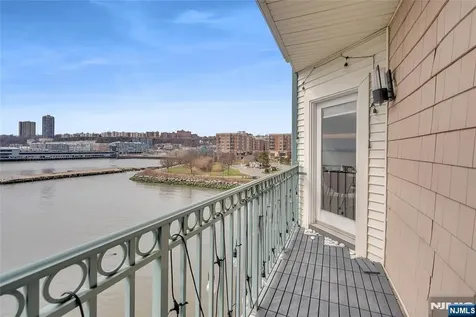 314 The Promenade Edgewater NJ 07020