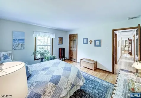 8 Edward Circle Montville Township NJ 07045