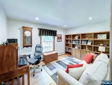 8 Edward Circle Montville Township NJ 07045