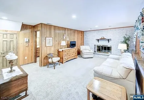 8 Edward Circle Montville Township NJ 07045