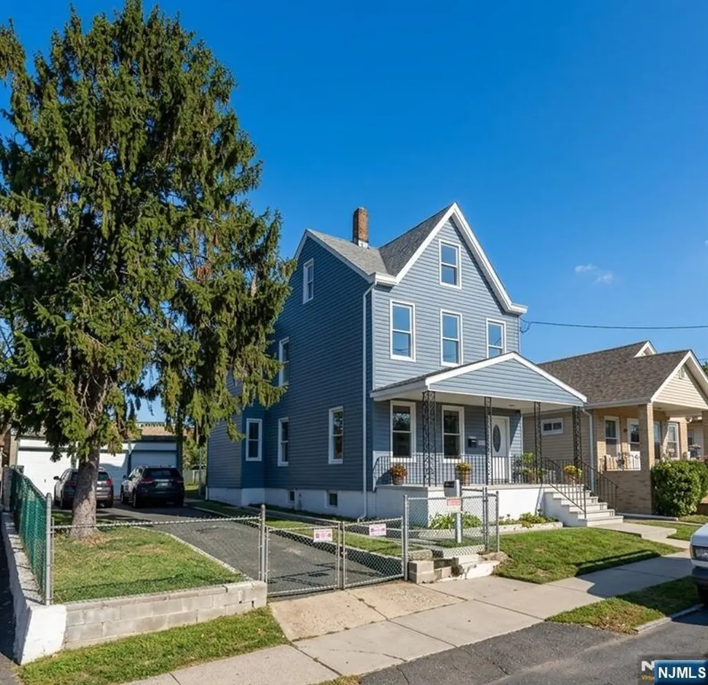 70 Genessee Avenue Paterson NJ 07503
