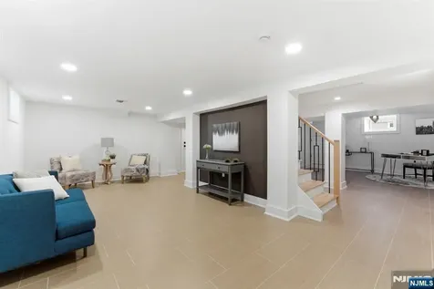 304 Delawanna Avenue Clifton NJ 07014
