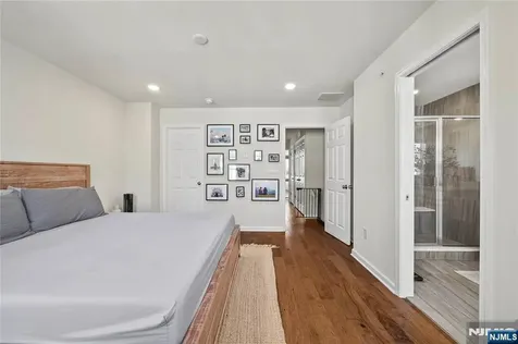 65 Landmark Lane Fair Lawn NJ 07410