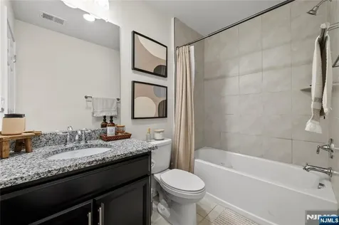 65 Landmark Lane Fair Lawn NJ 07410
