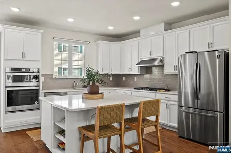 65 Landmark Lane Fair Lawn NJ 07410