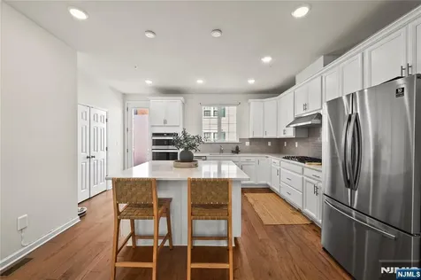 65 Landmark Lane Fair Lawn NJ 07410
