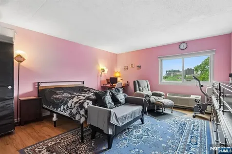 310 Lookout Avenue Hackensack NJ 07601