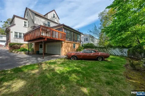 27 Glen Road West Orange NJ 07052
