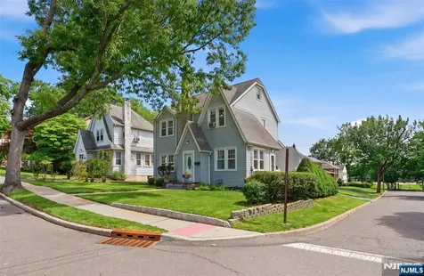 88 Lindbergh Boulevard Teaneck NJ 07666