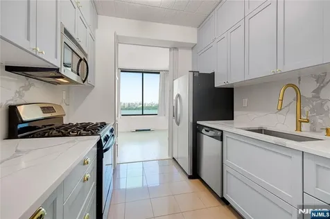 9060 Palisade Avenue North Bergen NJ 07047