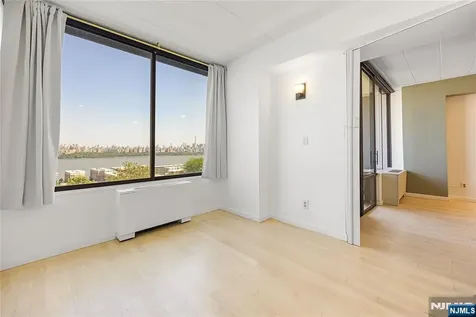 9060 Palisade Avenue North Bergen NJ 07047