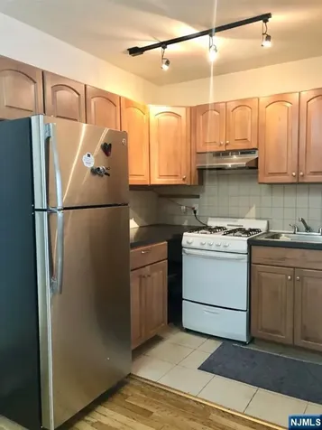 2160 Center Avenue Fort Lee NJ 07024